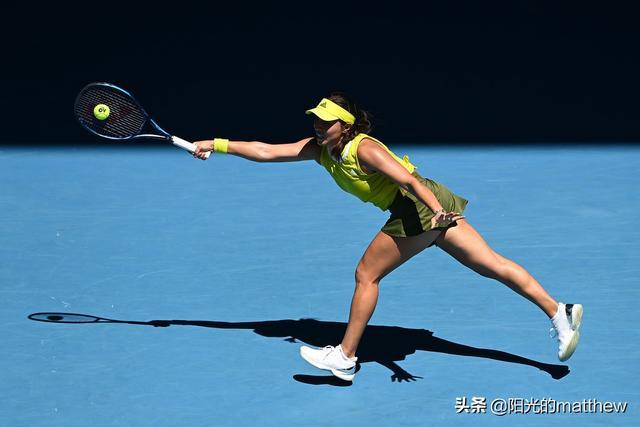 汉堡官方：格拉策尔右大腿肌肉纤维撕裂，将缺阵今年剩余比赛