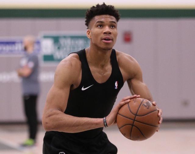 40多位体操爱好者在厦考级！难？并不难