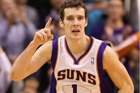 阿森纳继续5分领跑，切尔西利物浦遭遇冷门