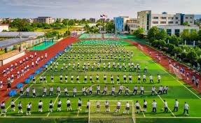 U22国足噩梦1分钟！蒯纪闻远射中柱，6打2防不住首次丢球