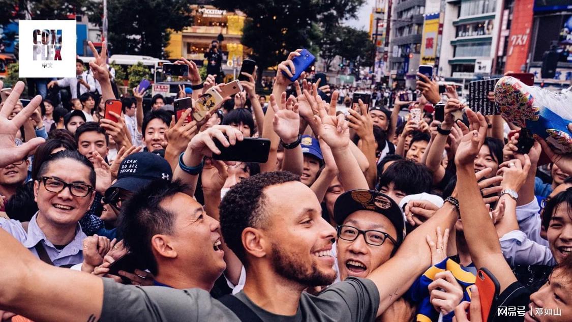 反哺俱乐部 反哺俱乐部